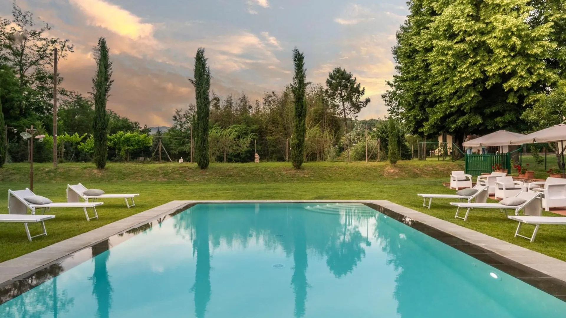 Villa Papari Montecarlo